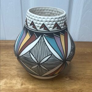 Acoma Pueblo Fine Line Pottery Signed